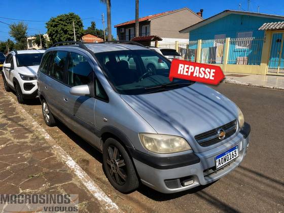 CHEVROLET ZAFIRA 2.0 MPFI ELEGANCE 8V FLEX 4P AUTOMÁTICO CHEVROLET ZAFIRA 2.0 MPFI ELEGANCE 8V FLEX 4P AUTOMÁTICO